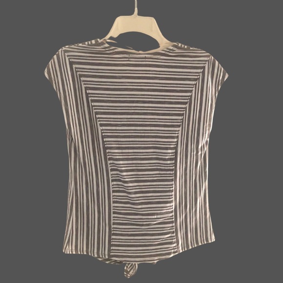 Democracy Striped Blouse - Picture 2 of 9